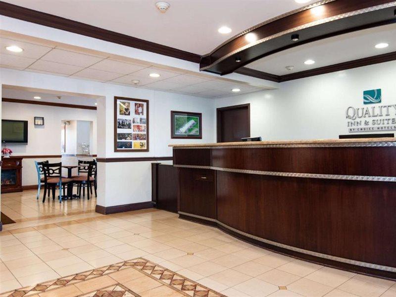 Quality Inn & Suites Quakertown-Allentown Eksteriør billede