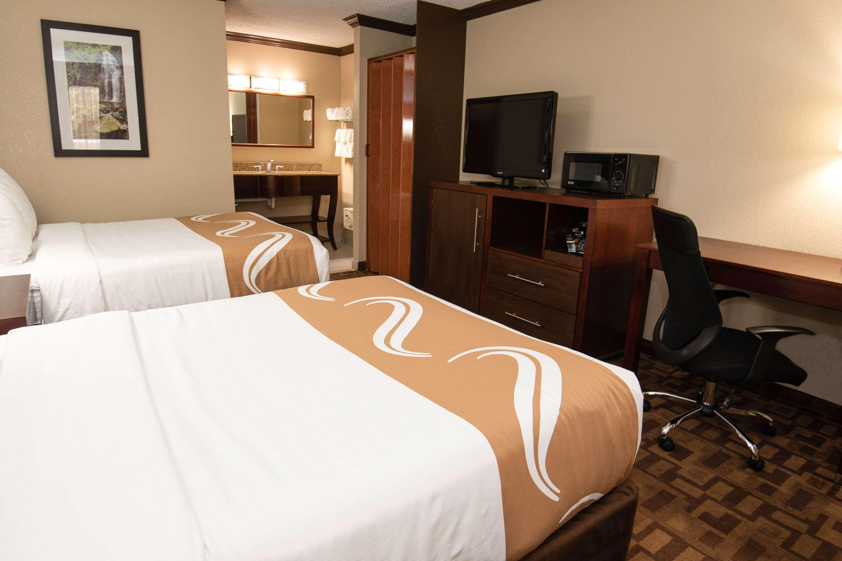 Quality Inn & Suites Quakertown-Allentown Eksteriør billede
