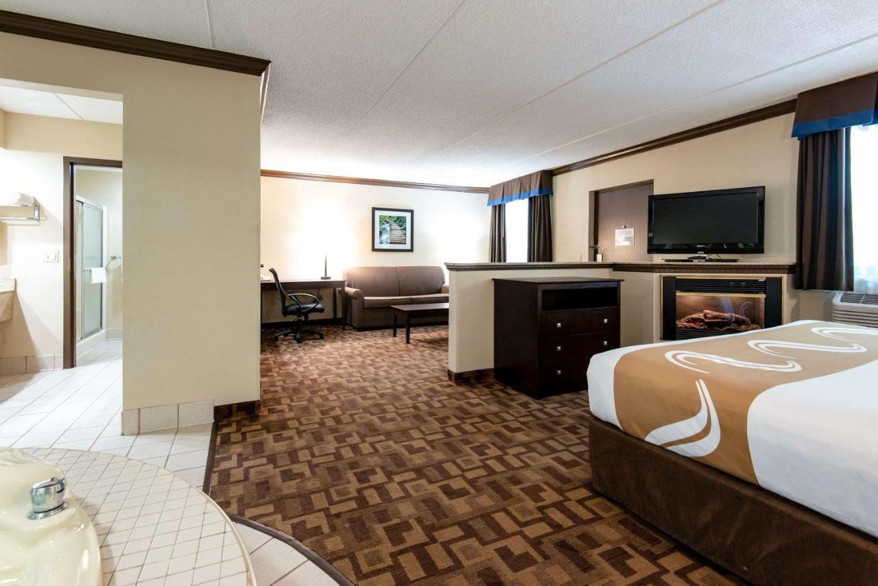 Quality Inn & Suites Quakertown-Allentown Eksteriør billede